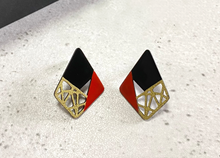 画像をギャラリービューアに読み込む, 【漆ing/菱形・黒に赤金】Paper Jewelry × 漆 ピアス