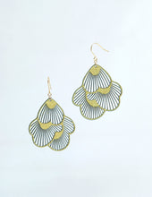 画像をギャラリービューアに読み込む, 【NEW】PJP-114 Bloom